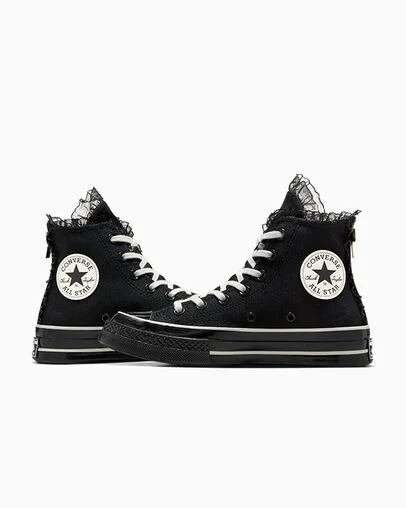 Chuck 70 Ruffles & Bows Black/Black/Egret, Detail Angle View