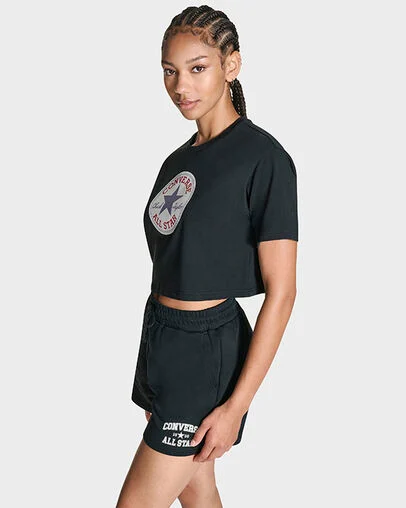 Chuck Taylor All Star Patch Cropped T-Shirt Black, Full Body View