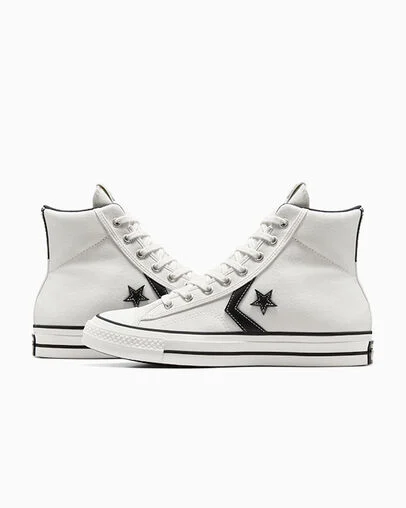 Star Player 76 Vintage White/Black, Detail Angle View