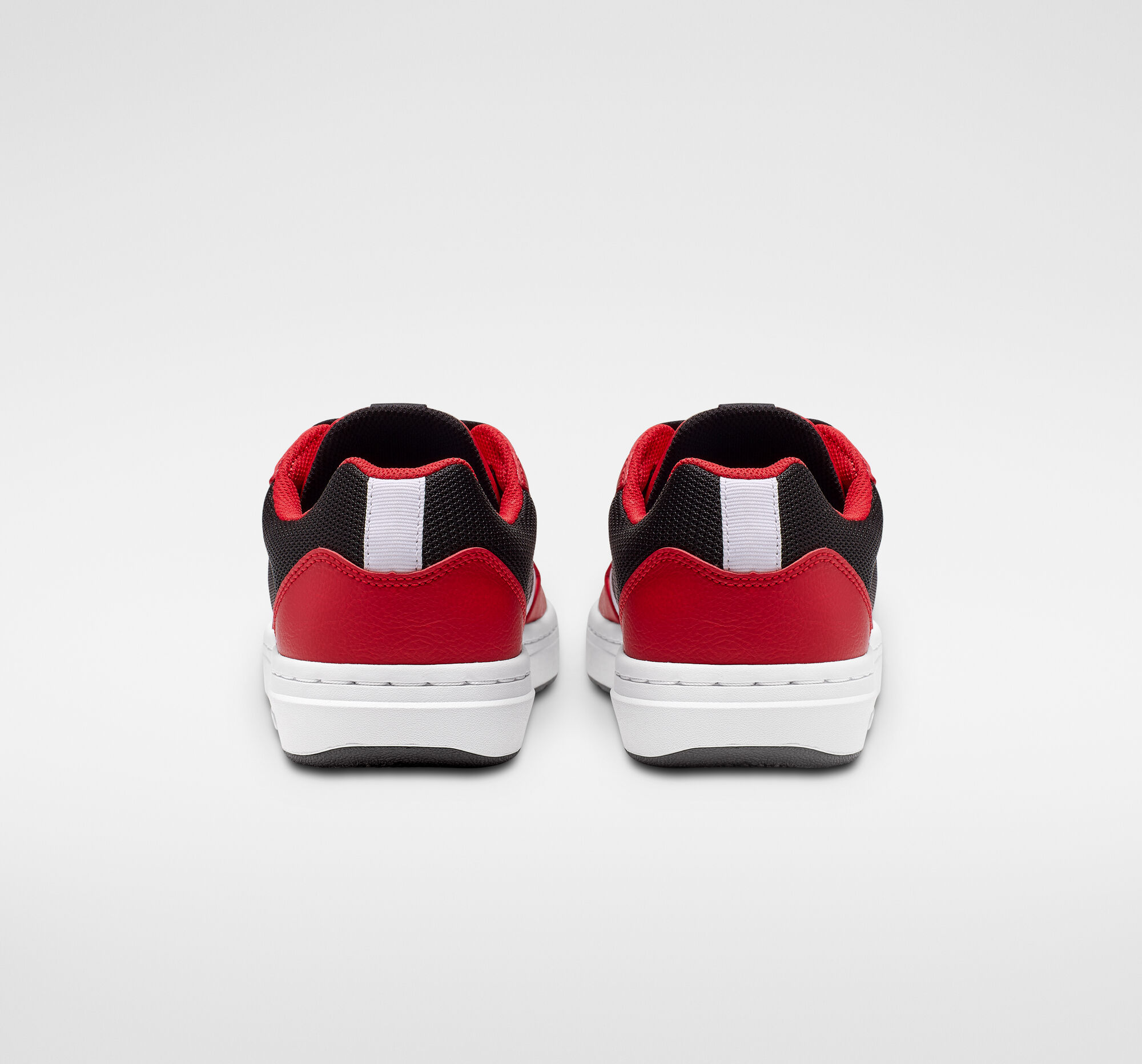 converse rival trainers