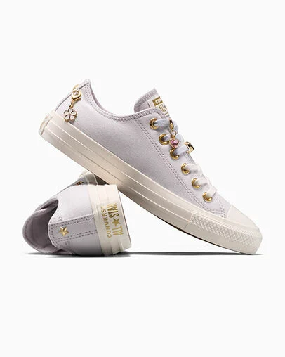 Chuck Taylor All Star Charms Bone Cold/Egret/Gold, Detail Angle View