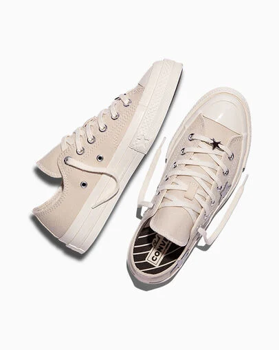 Chuck 70 X Silver Stars Natural Ivory/Dull Silver, Angled View