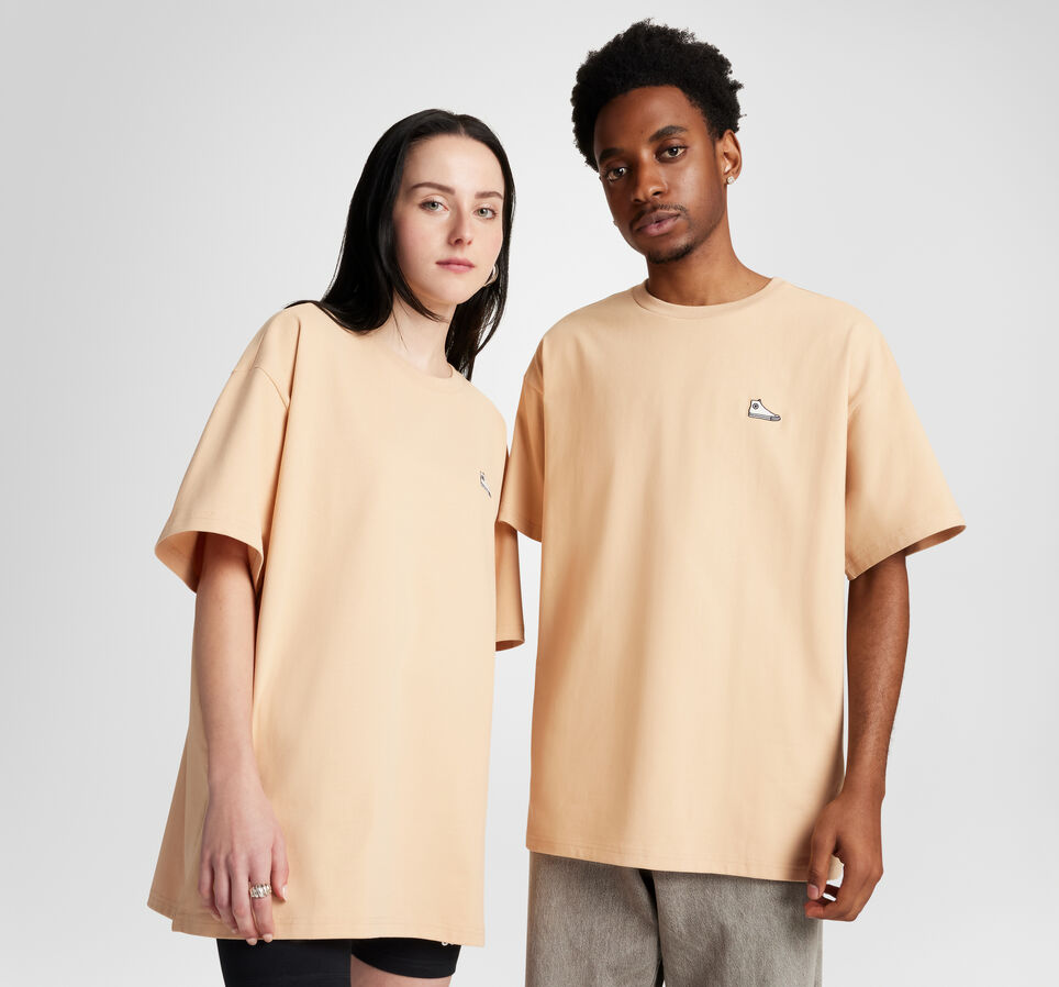 Go-To Loose Fit Sneaker Patch T-Shirt Coastal Dune