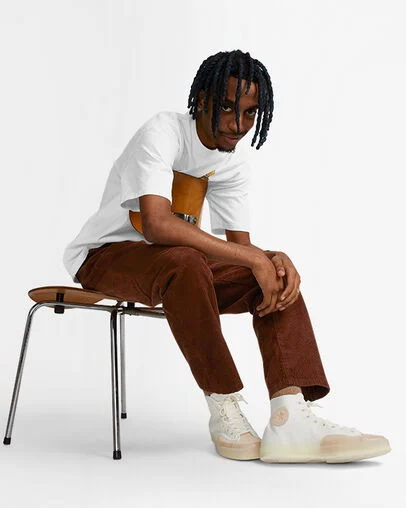 Chuck 70 Marquis Vintage White/Natural Ivory, On Foot Shot 2