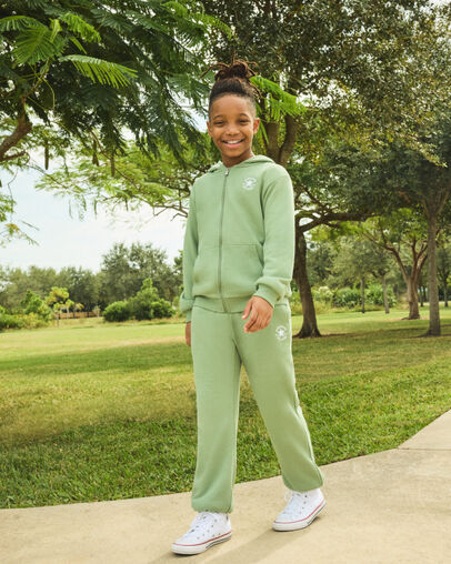 Chuck Taylor Patch Full-Zip Hoodie Foothill Green, Detail View