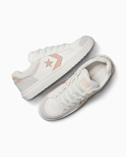 Pro Blaze Classic Egret/Egret/Coastal Dune, Angled View