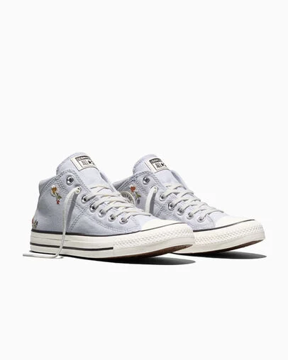Chuck Taylor All Star Madison Sequin Flowers Almost Lavender/Vintage White, Top and Side View
