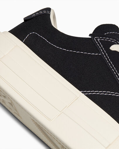 Converse Cruise Black/White/Black, Detail Angle View