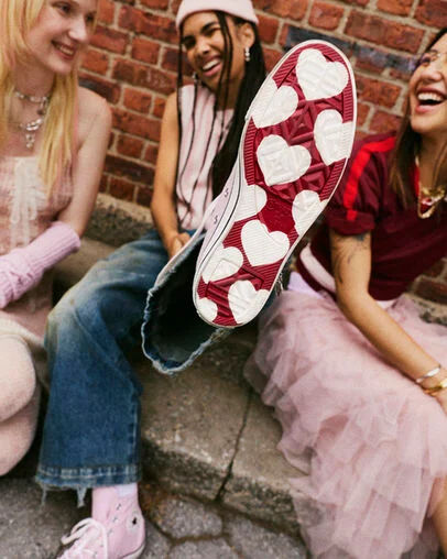 Chuck Taylor All Star Valentine's Day New Found Bloom Pink/Egret/Days Ahead Red, On Foot Shot 1