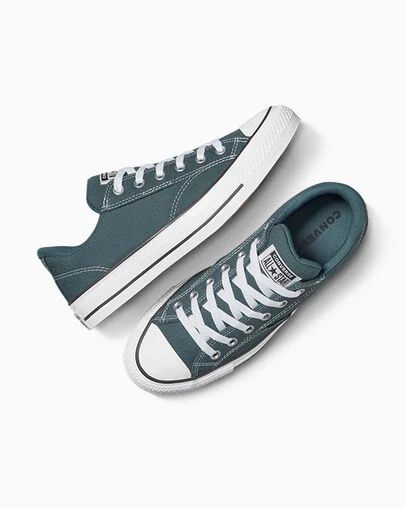 Chuck Taylor All Star Malden Street True Nature/White/Black, Angled View