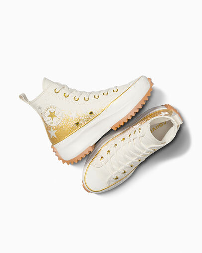 Run Star Hike Platform Gold & Embroidered Stars Vintage White/Vintage White, Angled View