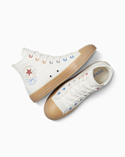 Chuck Taylor All Star Double Patch Vintage White/Gum Light Brown, Angled View