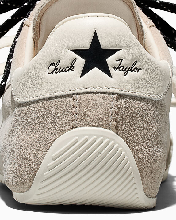 Chuck Taylor Lo Unisex Low Top Shoe. Converse.com