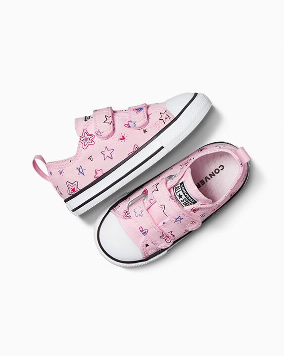 A♡ Chuck Taylor All Star Easy-On Doodles Baby & Toddler Low Top Shoe