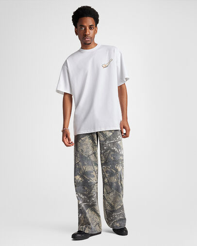 Ramen T-Shirt White, Full Body View