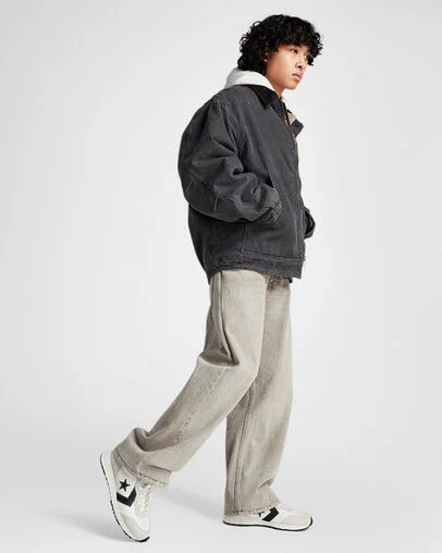 Converse Omega Trainer Vintage White/Vintage White, On Foot Shot 1