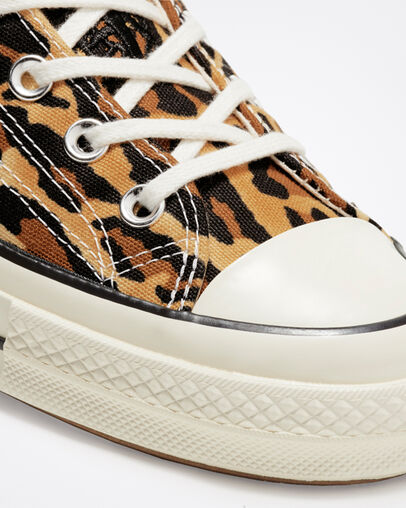 Converse x INVINCIBLE x Wacko Maria Chuck 70 Brown/Egret/Black