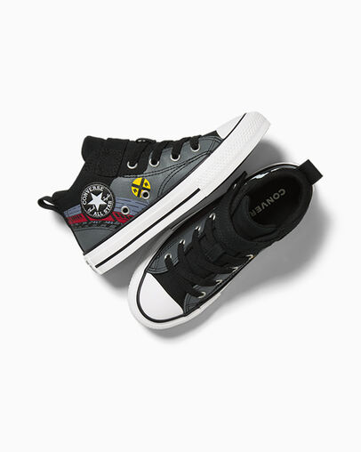 Chuck Taylor All Star Malden Street Easy-On Trains Black/Slacker Blue/Red, Angled View