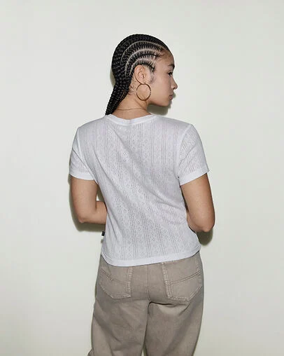 Locket T-Shirt White 10A, Detail View