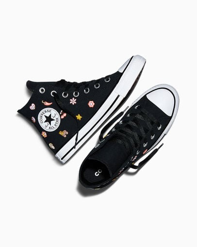 Chuck Taylor All Star Retro Embroidery Black/New Found Bloom, Angled View