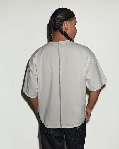 Star Patch Pocket Relaxed Short-Sleeve T-Shirt Vintage White, Full Body View