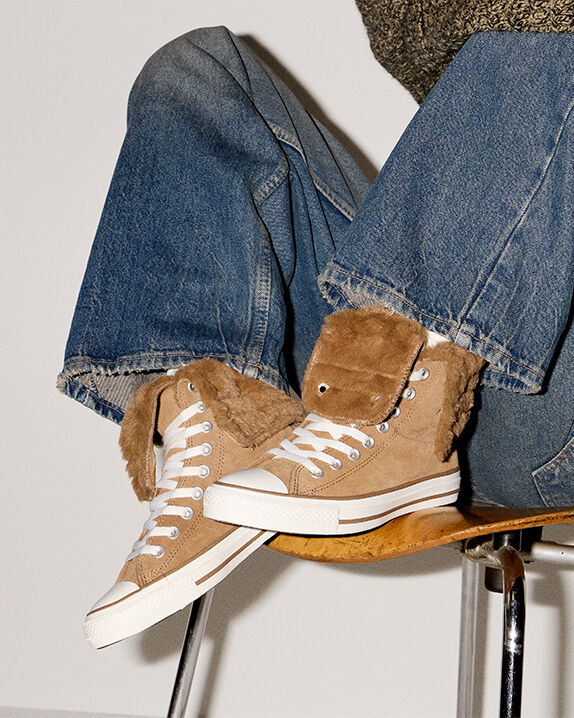 Chuck Taylor All Star Fold Over XHi Faux Fur Women's High Top Shoe
