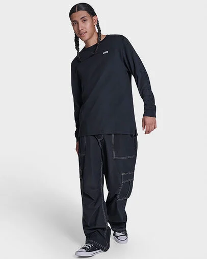 CONS Logo Long Sleeve T-Shirt Converse Black, Full Body View