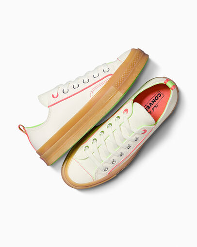 Chuck 70 Retro Hoops Egret/Gum/Watermelon Slushy, Angled View