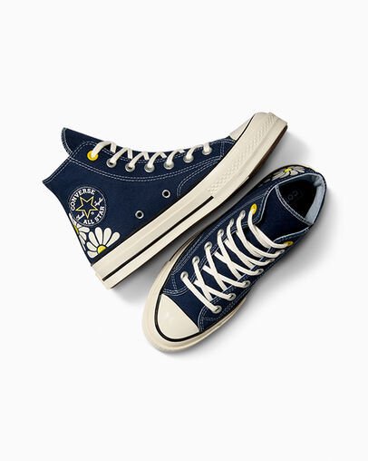 Chuck 70 Floral Navy/Egret/Dandy Lion, Angled View