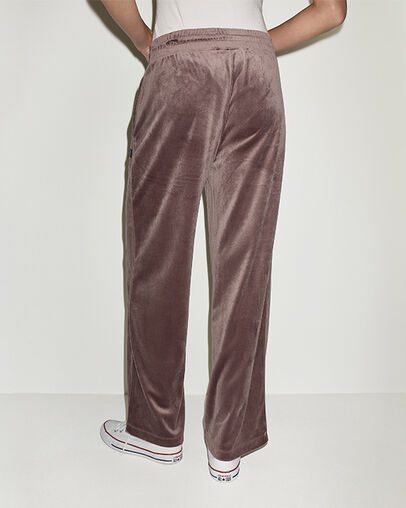 Chuck Taylor Patch Velour Relaxed Track Pant Pot Hole Plum, Full Body View