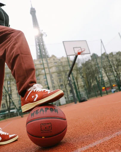 Converse Weapon Paris Ritual Red/Pastel Yellow, On Foot Shot 2