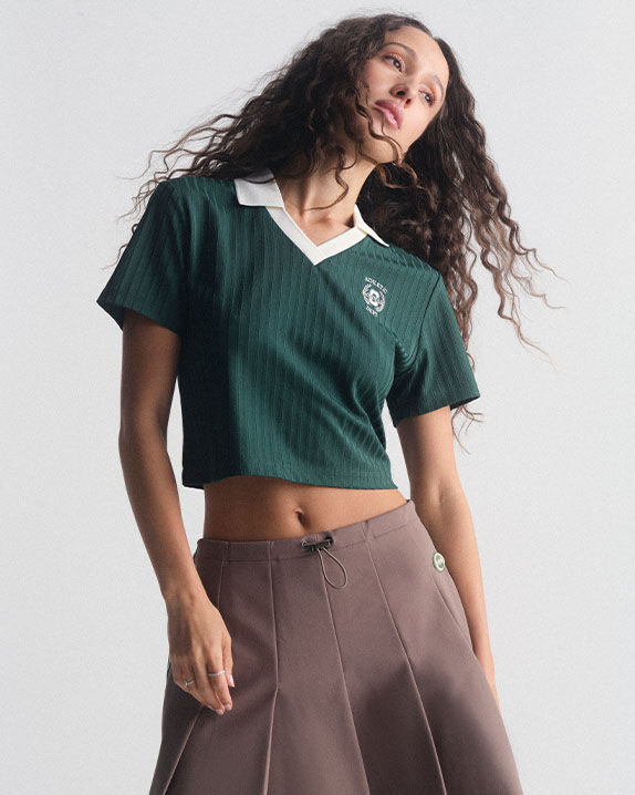 Retro Track Relaxed Pleat Skirt Women's Skirt. Converse.com