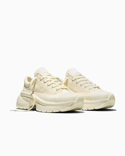 Run Star Crush Leather Egret/Egret/White, Top and Side View