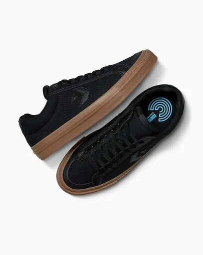 Sport Casual Black/Black/Gum, Angled View