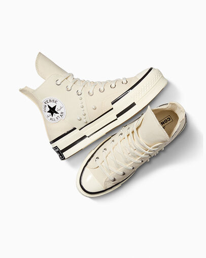 Chuck 70 Plus Y2K Gems Egret/Black/Egret, Angled View