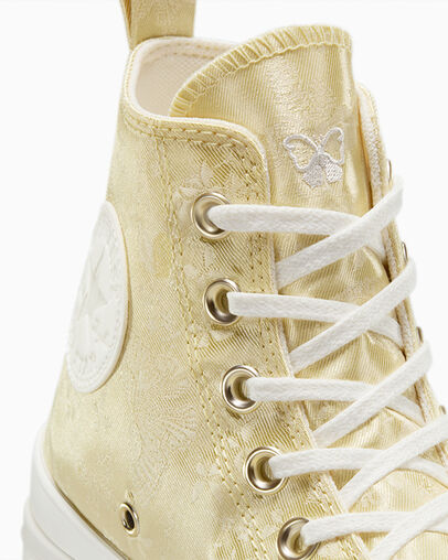 Run Star Hike Platform Golden Butterfly Lemon Drop/Vintage White/Egret, Detail Angle View