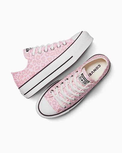 Chuck Taylor All Star Lift Platform Leopard Sugar Berry/Vintage White, Angled View