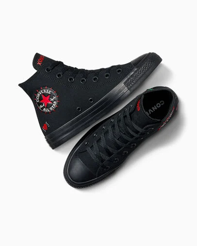 Chuck Taylor All Star Rose Black/Red/Green, Angled View