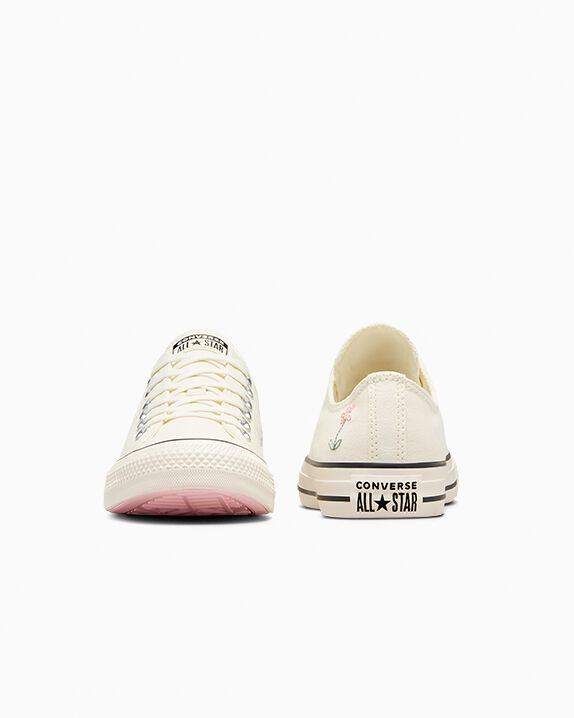 Chuck Taylor All Star Embroidered Little Flowers Women's Low Top