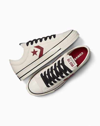 Star Player 76 Leather + Suede Egret/Egret/Park Red, Angled View