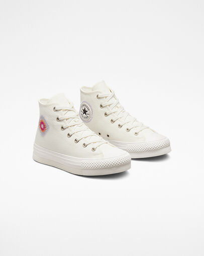 Chuck Taylor All Star EVA Lift Platform Festival Egret/Vintage White, Angled View