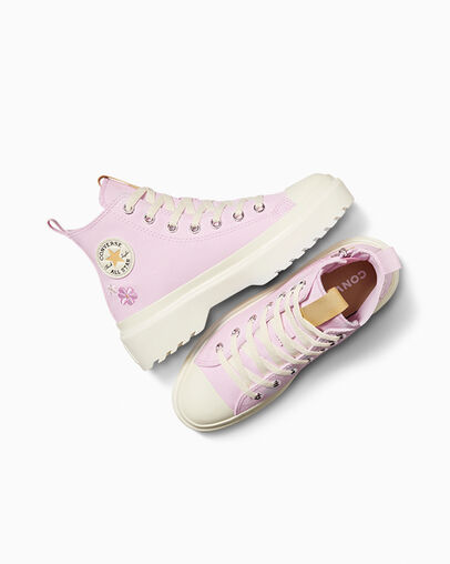 Chuck Taylor All Star Lugged Lift Platform Flowers Stardust Lilac, Angled View