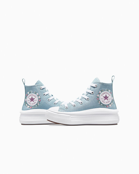 a♡ Converse Chuck Taylor All Star Heart & Rose Low-Top Sneaker