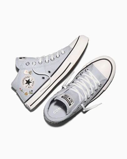 Chuck Taylor All Star Madison Sequin Flowers Almost Lavender/Vintage White, Angled View