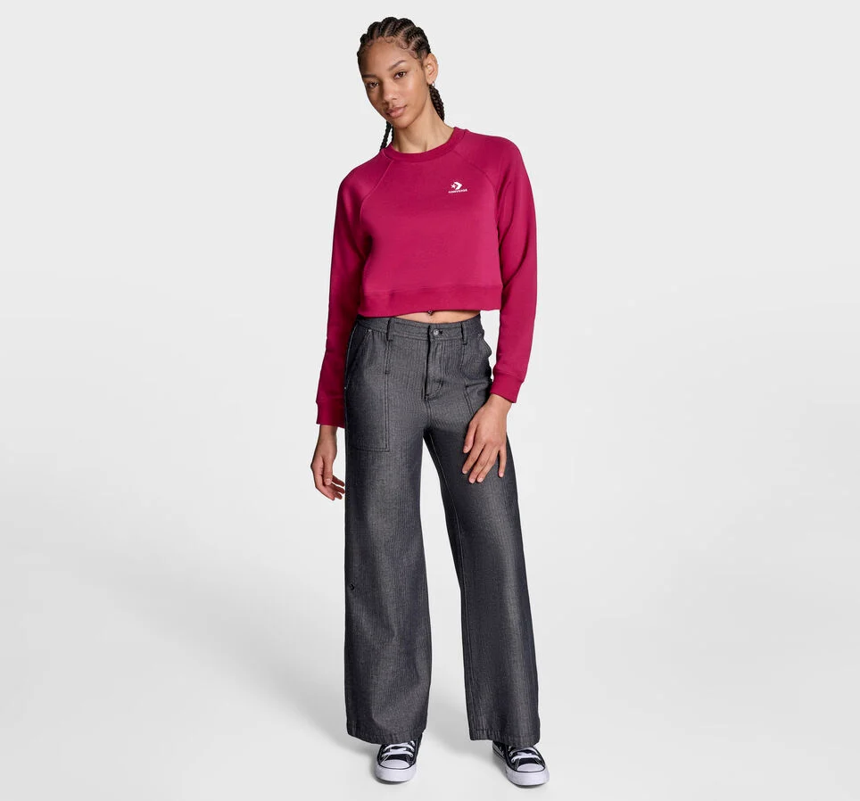 Star Chevron Cropped Crew Neck Sporty Berry