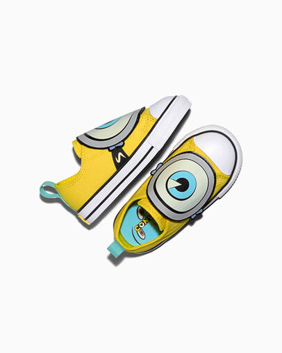 Converse x Minions Chuck Taylor All Star One Strap Easy-On Yellow/White/Black, Angled View