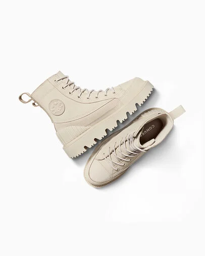 Chuck 70 Rugged Waterproof Boot Papyrus/Papyrus/Papyrus, Angled View