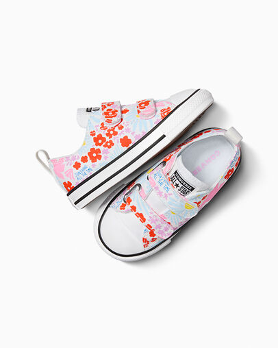 Chuck Taylor All Star Easy On Floral White/True Sky/Oops Pink, Angled View