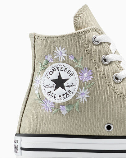 Chuck Taylor All Star EVA Lift Platform Embroidered Florals Pale Surplus/White/Violet Heat, Detail Angle View