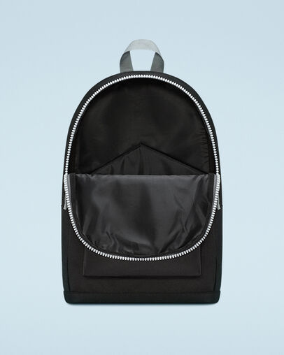 Chenille Chuck Taylor Patch Pack Black, Detail View